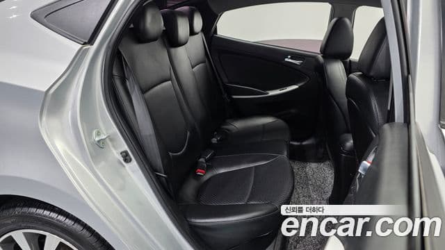 Hyundai Accent(новый кузов / новое поколение) Premium, 2015 12