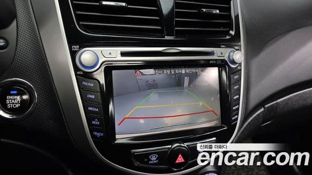 Hyundai Accent(новый кузов / новое поколение) Premium, 2015 15