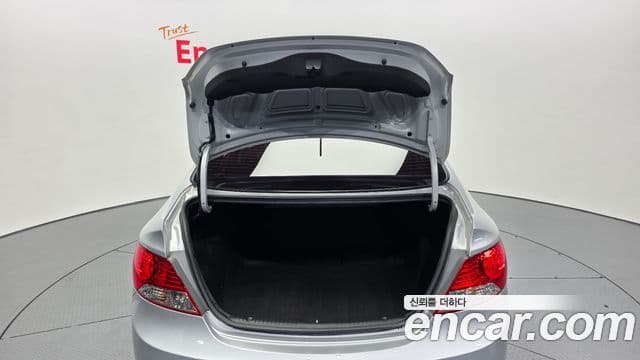 Hyundai Accent(новый кузов / новое поколение) Premium, 2015 20