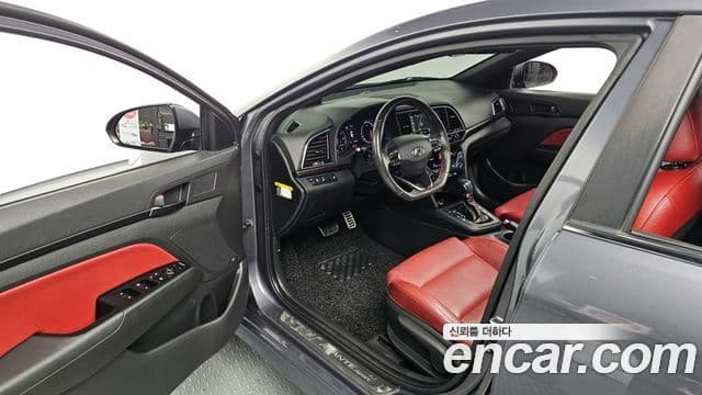 Hyundai Avante AD Extreme Selection, 2018 11