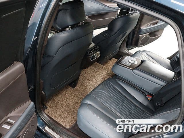 Genesis G80 (RG3) бензин 2.5 турбо AWD, 2021 11