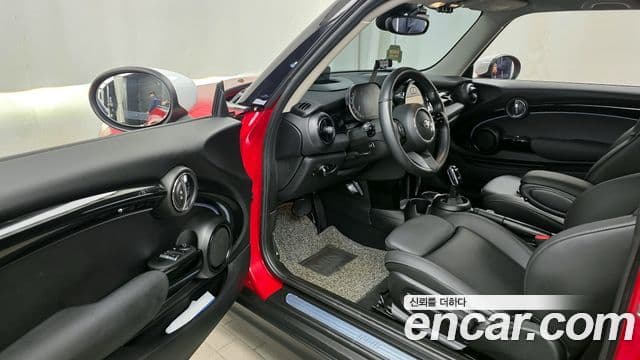 Mini Cooper 3세대, 2023 10