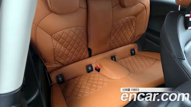 Mini Cooper 3세대, 2023 12