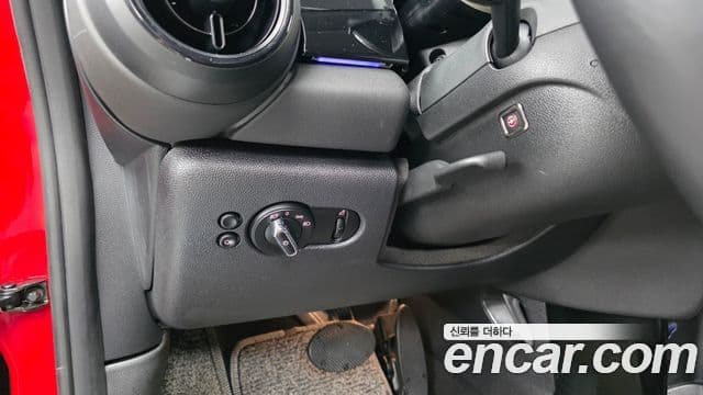 Mini Cooper 3세대, 2023 16