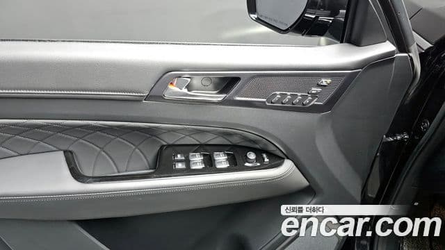 KG모빌리티(SsangYong) Rexton New Arena Noblesse, 2024 17