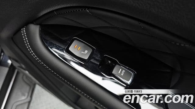 KG모빌리티(SsangYong) Rexton New Arena Noblesse, 2024 18