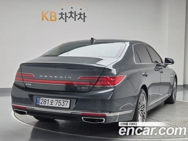 Genesis G90 Premium Luxury, 2021 3