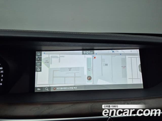 Genesis G90 Premium Luxury, 2021 13