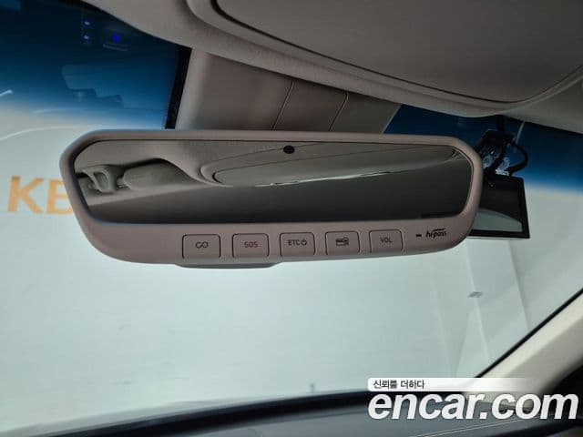 Genesis G90 Premium Luxury, 2021 17