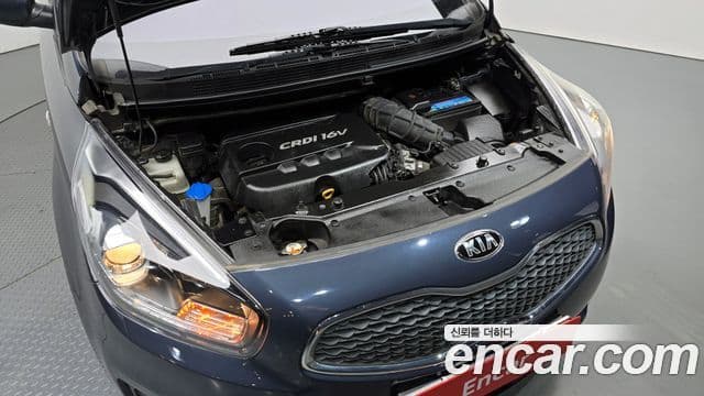 Kia All New Carens 1.7 VGT Deluxe, 2014 6