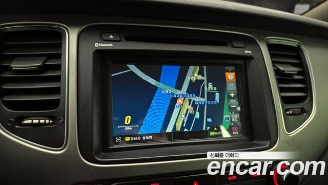 Kia All New Carens 1.7 VGT Deluxe, 2014 16