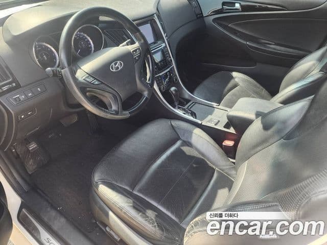 Hyundai YF Sonata люксовая версия, 2011 11