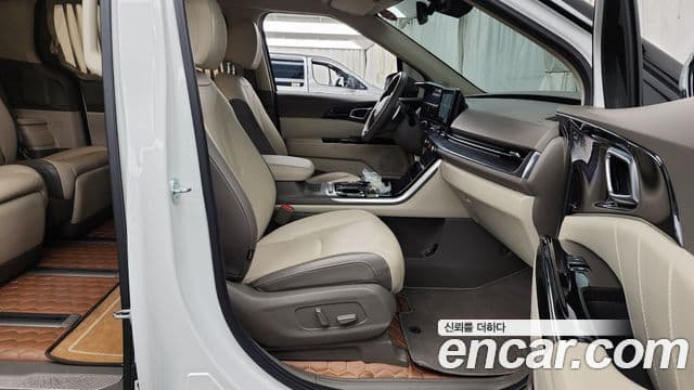 Kia Carnival 4세대 Signature, 2023 11