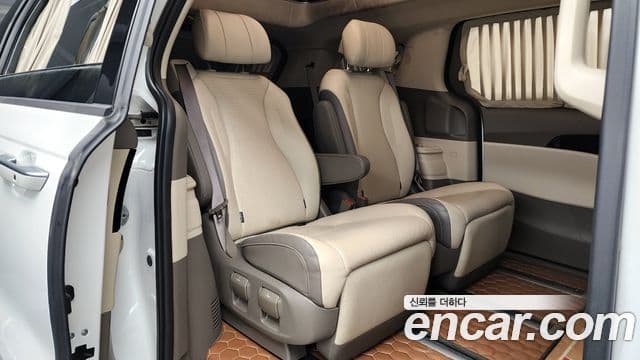 Kia Carnival 4세대 Signature, 2023 12
