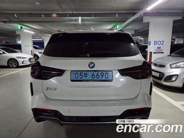 BMW iX3 M Sport, 2024 4