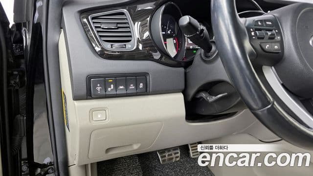 Kia The / новый New Carnival President, 2019 16