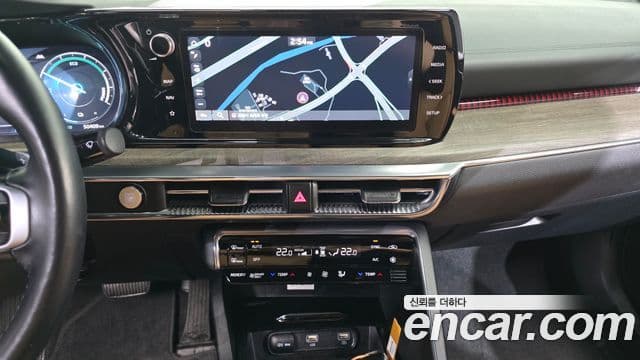 Kia K5 гибрид 3세대 Signature, 2023 14