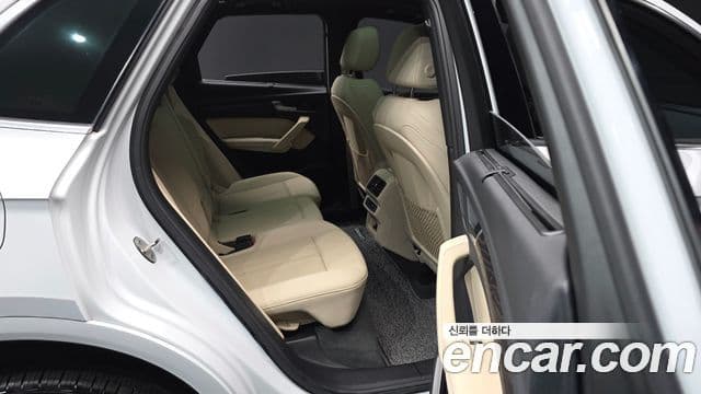 Audi Q5 (FY) Premium, 2023 12