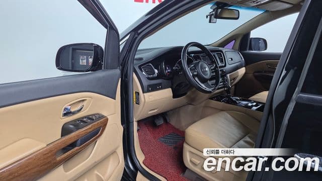 Kia All New Carnival Prestige, 2016 10