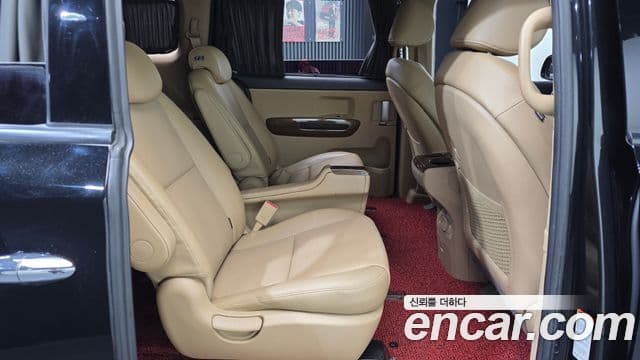 Kia All New Carnival Prestige, 2016 12