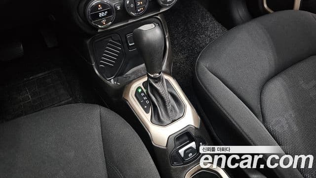 Jeep Renegade 2.4 Longitude, 2017 9