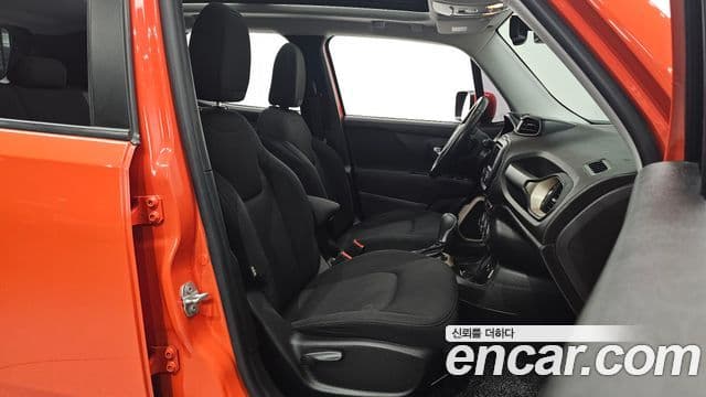 Jeep Renegade 2.4 Longitude, 2017 10