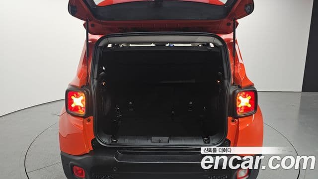 Jeep Renegade 2.4 Longitude, 2017 20