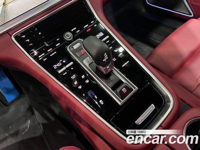 Porsche Panamera (971) 2.9 AWD E-гибрид Platinum Edition, 2023 15