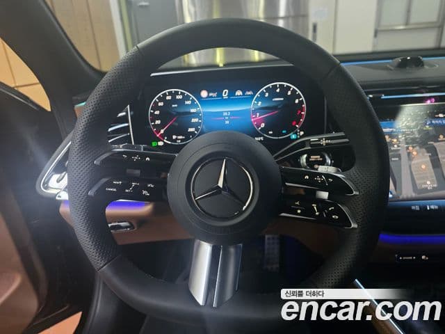 Mercedes-Benz E-класс W214 AMG Line, 2026 9