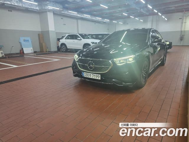 Mercedes-Benz E-класс W214 AMG Line, 2026 20