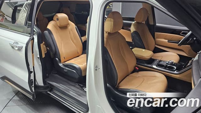 Kia Carnival 4세대 Signature, 2022 11