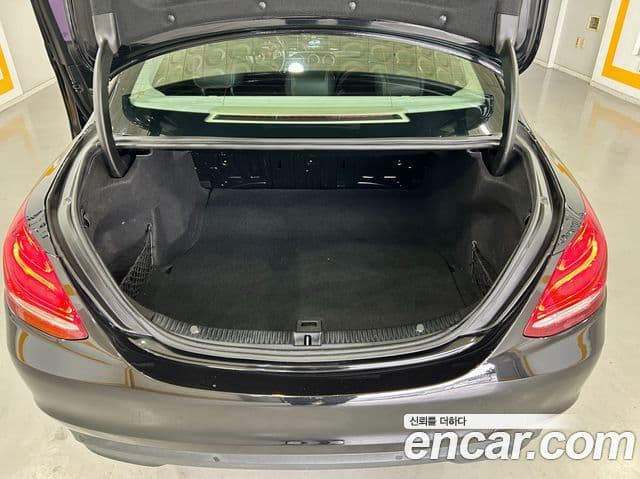 Mercedes-Benz C-класс W205 C200 d, 2016 17