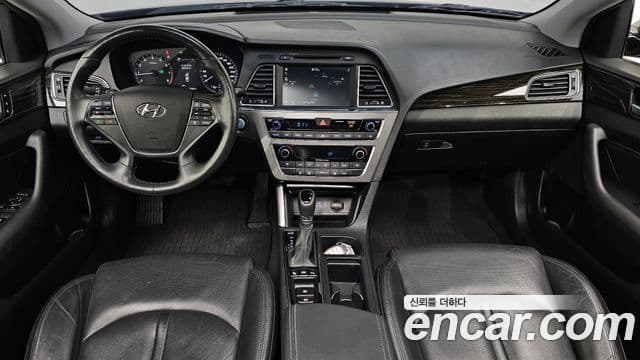 Hyundai LF Sonata Special, 2016 7