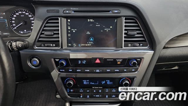 Hyundai LF Sonata Special, 2016 14