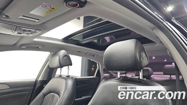 Hyundai LF Sonata Special, 2016 20