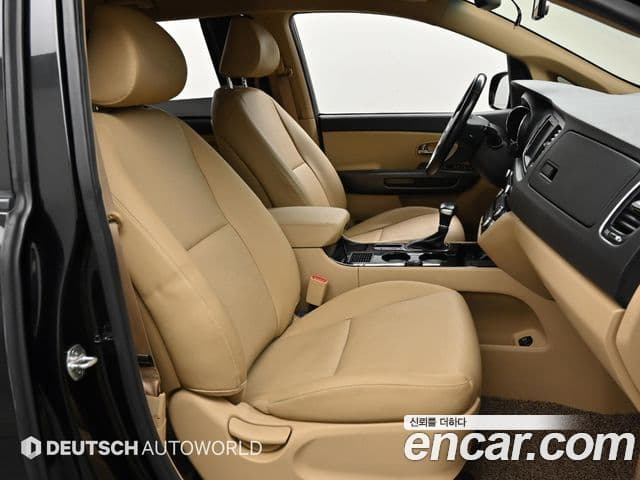 Kia The / новый New Carnival Luxury, 2019 10