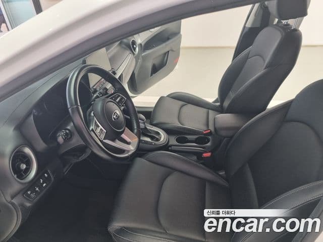 Kia All New K3 Standard, 2021 10