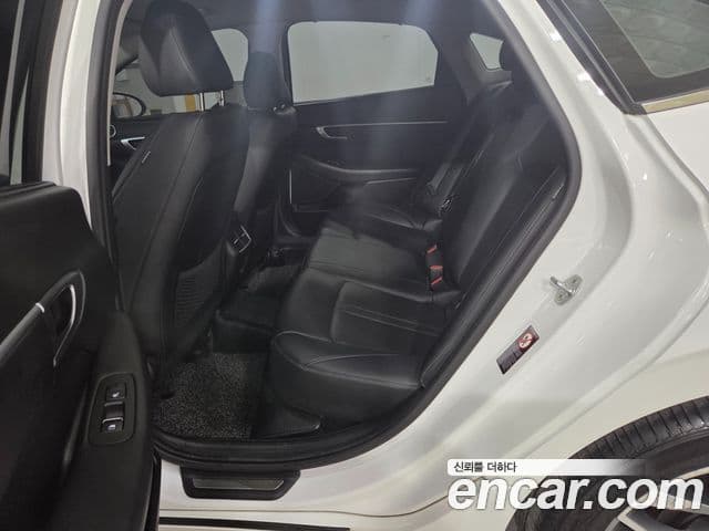 Hyundai Sonata (DN8) Premium Family, 2020 10