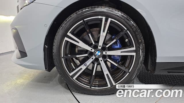 BMW 5시리즈 (G60) 530i xDrive M Sport, 2024 все фото