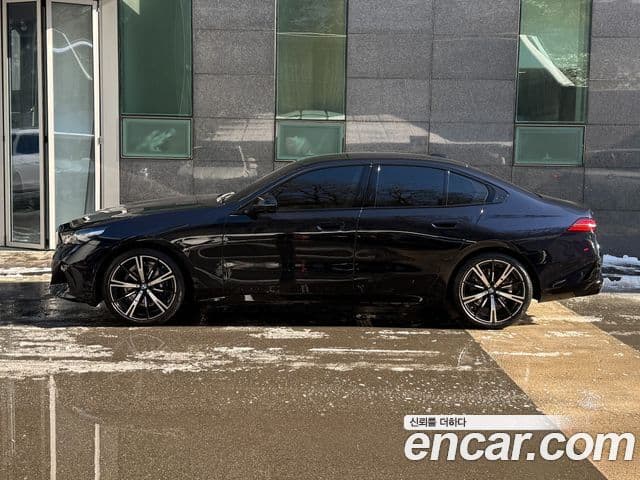 BMW 5시리즈 (G60) 530i xDrive M Sport, 2026 3