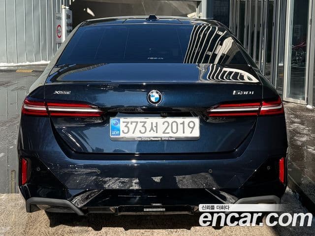 BMW 5시리즈 (G60) 530i xDrive M Sport, 2026 все фото