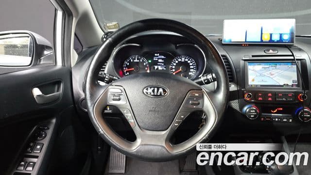 Kia K3 Luxury, 2015 13