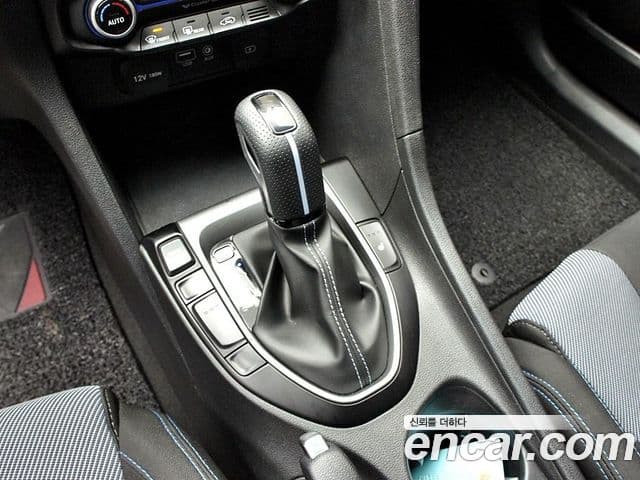 Hyundai Veloster (JS) Modern, 2018 11