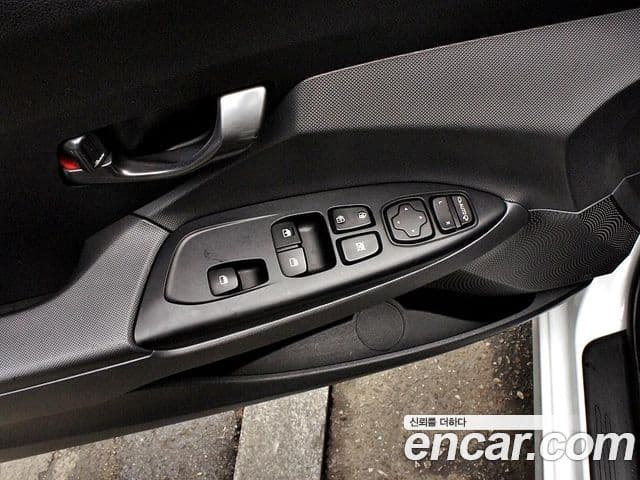 Hyundai Veloster (JS) Modern, 2018 16