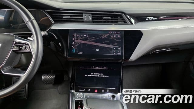 Audi e-Tron, 2020 14