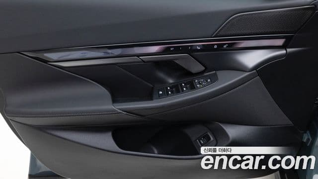 BMW 5시리즈 (G60), 2025 13