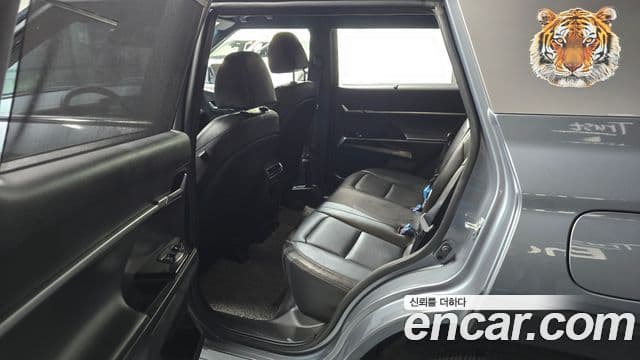 KG모빌리티(SsangYong) Torres T7, 2023 10