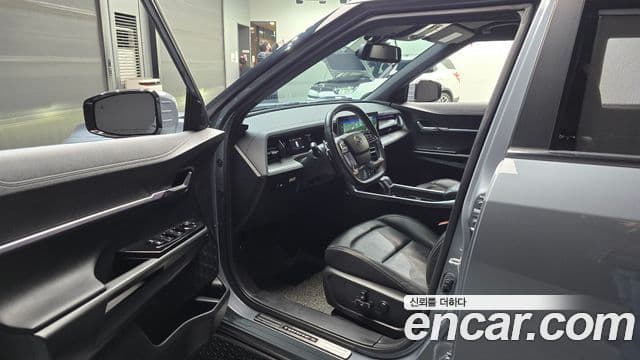 KG모빌리티(SsangYong) Torres T7, 2023 11