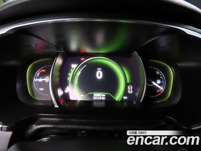 Renault Korea(Samsung) SM6 2.0 LPe LE (для людей с инвалидностью), 2019 9