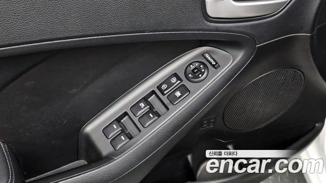 Kia K3 Trendy, 2013 19